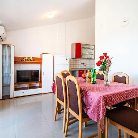 Cozy In With Kitchen *
