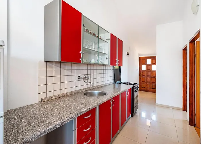 Cozy In With Kitchen * Neviđane